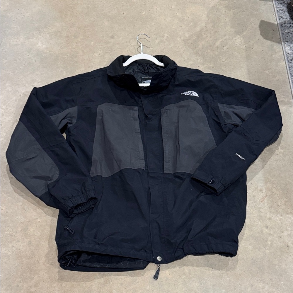 The North Face Men's Dual-Tone Performance Jacket